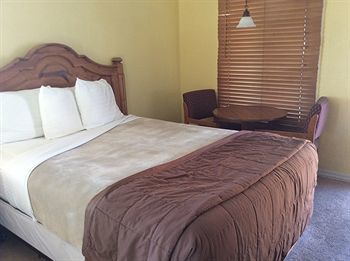 Motel Los Padres Inn