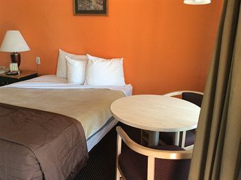 Motel Los Padres Inn