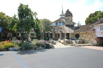 Hotel Madonna Inn