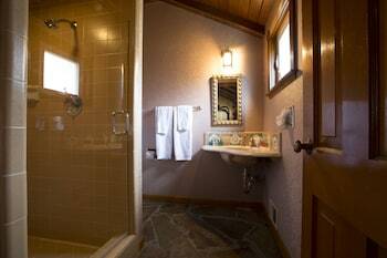 Hotel Madonna Inn