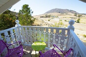 Hotel Madonna Inn