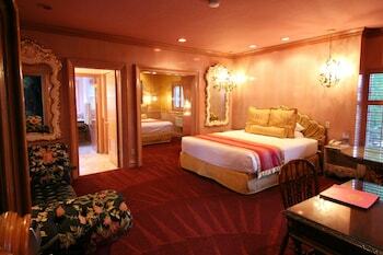 Hotel Madonna Inn