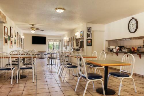 Motel Sands Inn & Suites