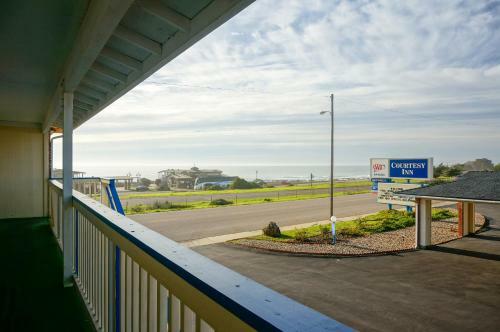 Motel Courtesy Inn