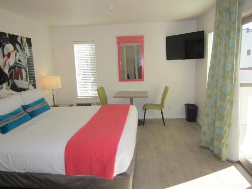 Motel Carousel Beach Inn