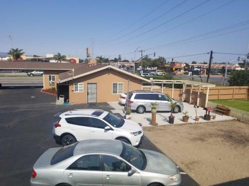 Buckboard Motel
