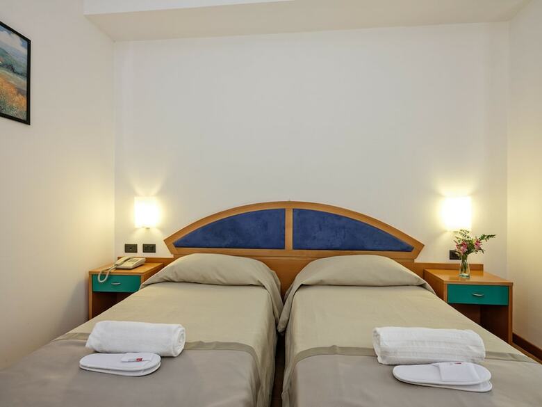 Hotel Antares