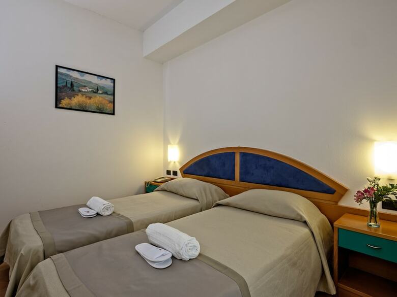 Hotel Antares