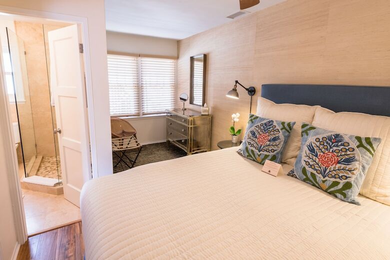 Posada Harbor House Inn