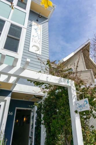 Hotel Pacific Blue Inn