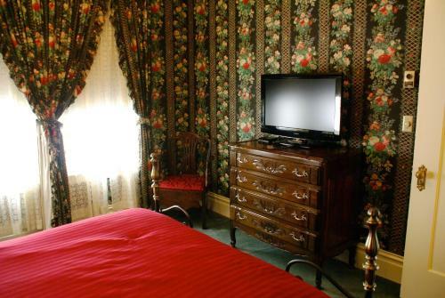 Hotel Nob Hill Inn