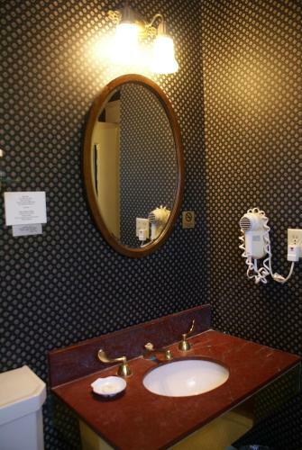 Hotel Nob Hill Inn
