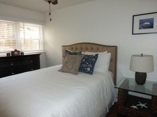 Redwood Hollow Cottages