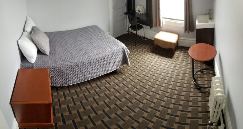 Albergue Perramont Hotel