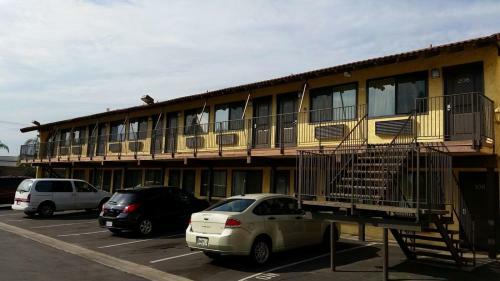 Motel Sierra Inn
