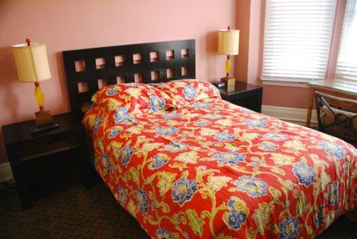 Dakota Hostel And Hotel