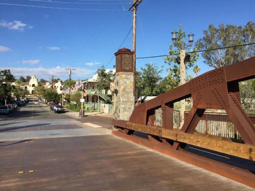 The Hotel Temecula