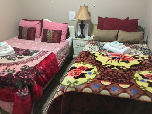 Hostal White House Bed And Breakfast
