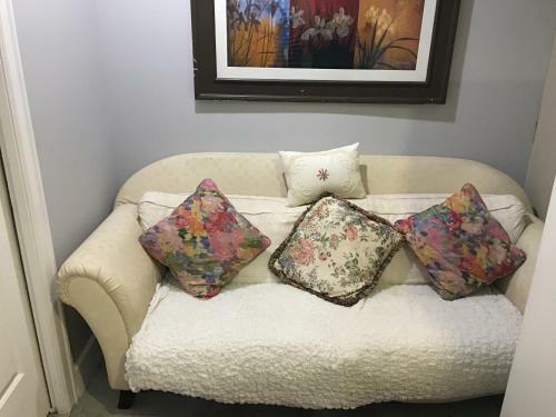 Hostal White House Bed And Breakfast