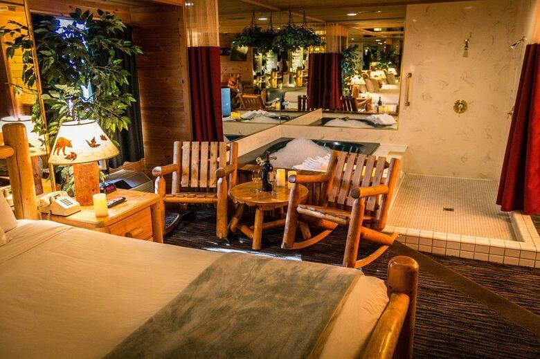 Postmarc Hotel And Spa Suites