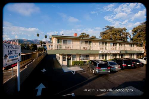 Crystal Lodge Motel