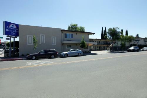 Motel Americas Best Value Inn Visalia