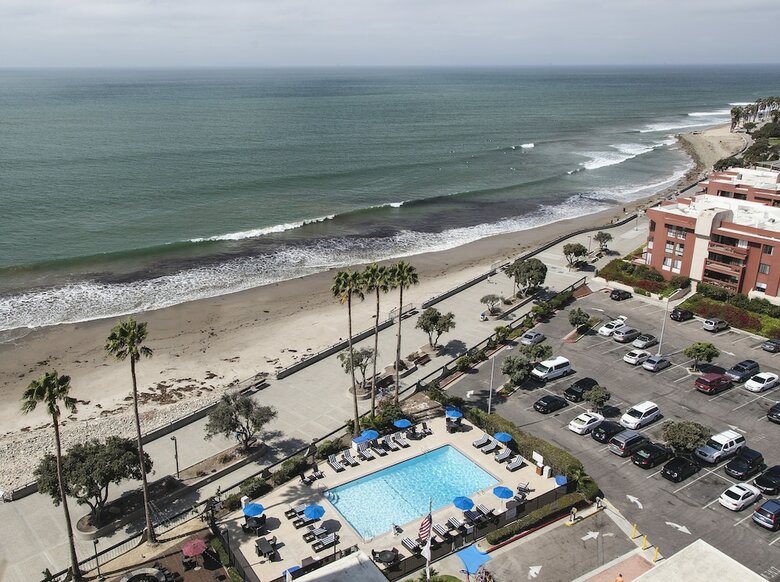 Crowne Plaza Hotel Ventura Beach