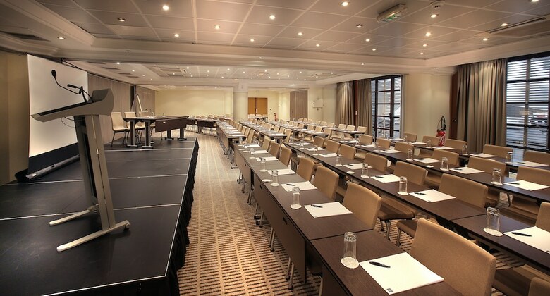 AC Hotel Ambassadeur Antibes - Juan Les Pins