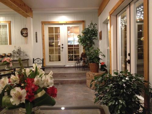 Hotel Alpenrose Inn