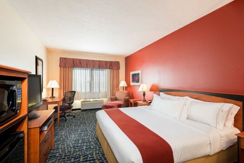 Holiday Inn Express Hotel & Suites Alamosa