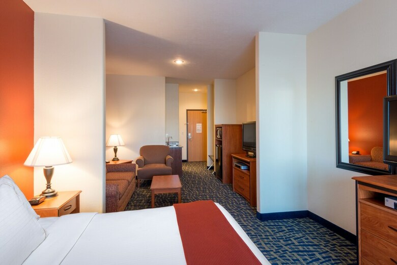 Holiday Inn Express Hotel & Suites Alamosa