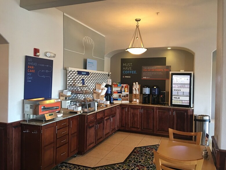 Holiday Inn Express Hotel & Suites Alamosa