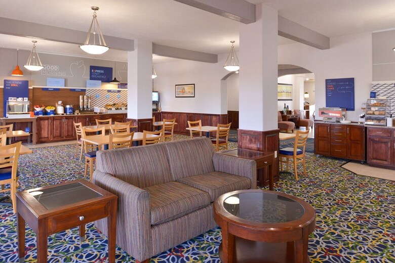 Holiday Inn Express Hotel & Suites Alamosa