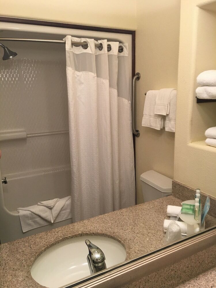 Holiday Inn Express Hotel & Suites Alamosa