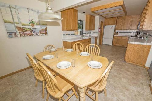 Capri Drive Holiday Home
