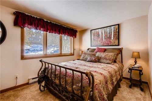 Apartamentos Goldpoint By Peak Property Management