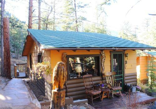 Hotel Pine Haven Resort