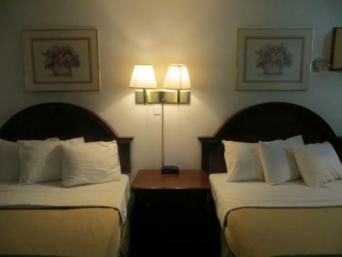 Silver Saddle Motel