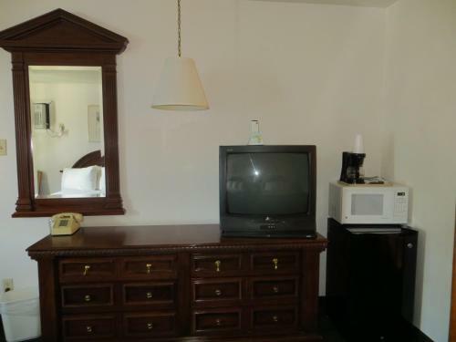 Silver Saddle Motel