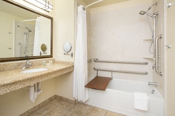 Hotel Holiday Inn And Suites Trinidad