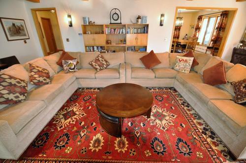 Cascade Area Chalet
