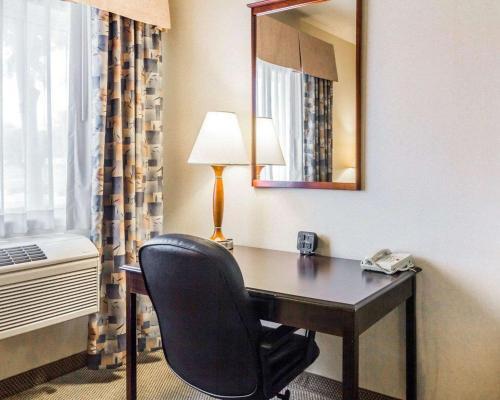 Hotel Quality Inn & Suites Denver North - Westminster