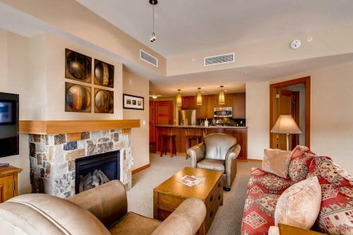 Hotel Capitol Peak Lodge