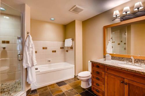 Hotel Capitol Peak Lodge