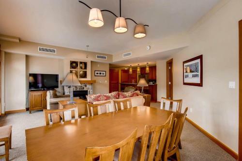 Hotel Capitol Peak Lodge