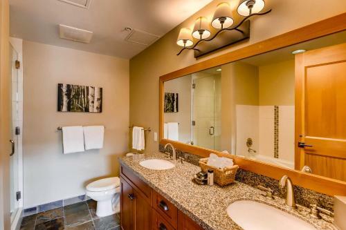 Hotel Capitol Peak Lodge