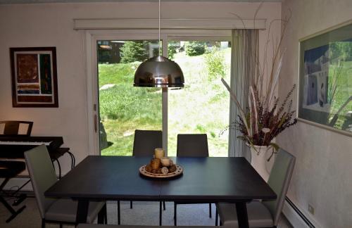 Apartamento Mountain Setting East Vail Condo