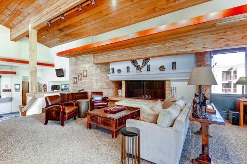 Hotel Snowmass Mountain Chalet