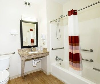 Hotel Red Roof Inn & Suites Dover