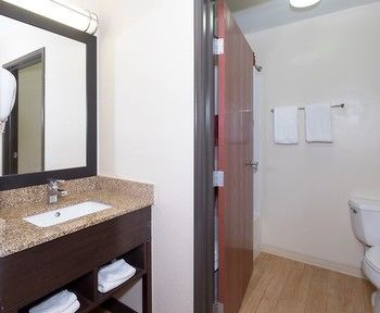 Hotel Red Roof Inn & Suites Dover